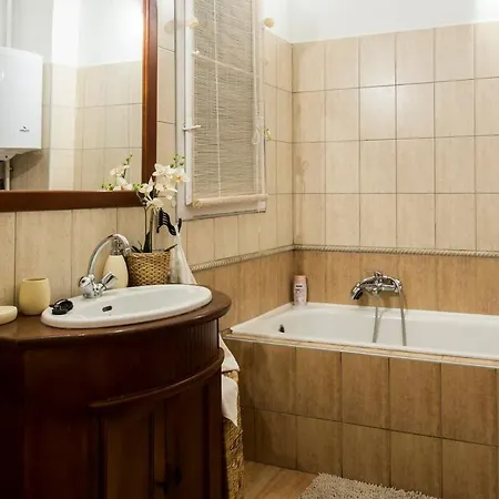 Vintage Style Flat In The Heart Of Buda * Budapeszt